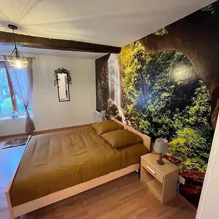 Дом отдыха L'echappee Verte Ambiance Nature Deville (Ardennes)